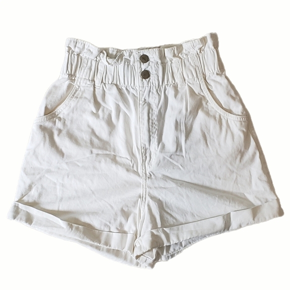 White High-Waisted Shorts – Women’s Size 4 - Picture 1 of 2